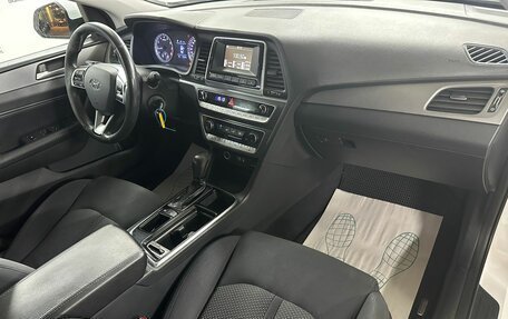 Hyundai Sonata VII, 2019 год, 1 599 000 рублей, 12 фотография
