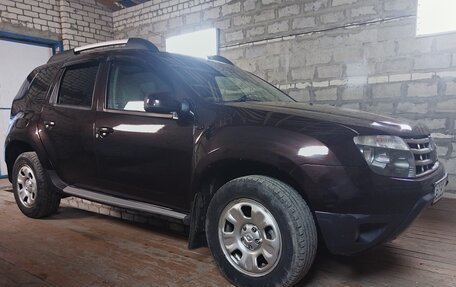 Renault Duster I рестайлинг, 2015 год, 990 000 рублей, 2 фотография