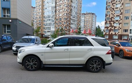 Mercedes-Benz M-Класс, 2012 год, 1 990 000 рублей, 2 фотография