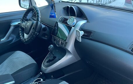Toyota Verso I, 2011 год, 1 250 000 рублей, 2 фотография