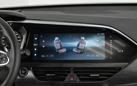 Geely Tugella FY11, 2023 год, 3 799 000 рублей, 12 фотография