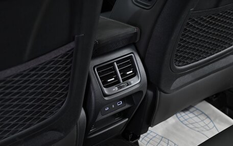 Geely Tugella FY11, 2023 год, 3 799 000 рублей, 21 фотография