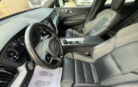 Volvo XC60 II, 2019 год, 3 980 000 рублей, 19 фотография