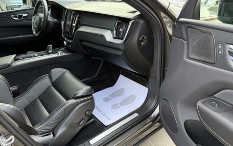 Volvo XC60 II, 2019 год, 3 980 000 рублей, 28 фотография