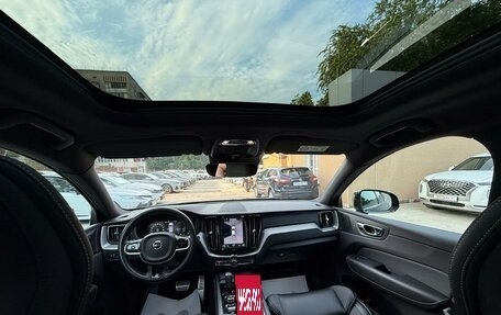 Volvo XC60 II, 2019 год, 3 980 000 рублей, 27 фотография