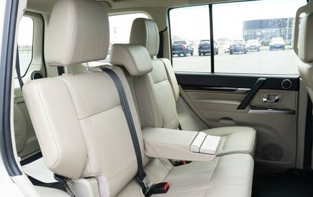 Mitsubishi Pajero IV, 2019 год, 3 210 000 рублей, 7 фотография