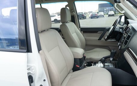 Mitsubishi Pajero IV, 2019 год, 3 210 000 рублей, 8 фотография