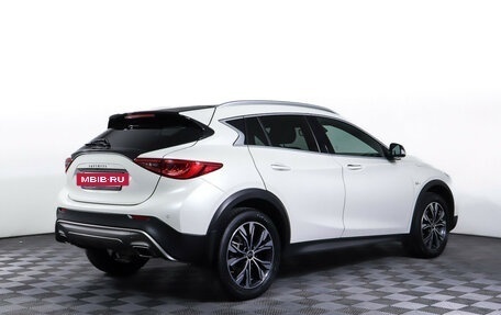 Infiniti QX30, 2017 год, 2 239 000 рублей, 5 фотография