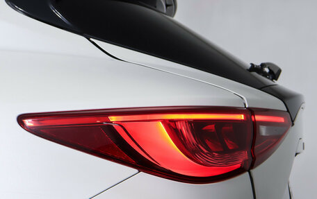 Infiniti QX30, 2017 год, 2 239 000 рублей, 28 фотография