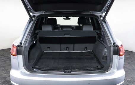 Volkswagen Touareg III, 2019 год, 5 770 000 рублей, 10 фотография