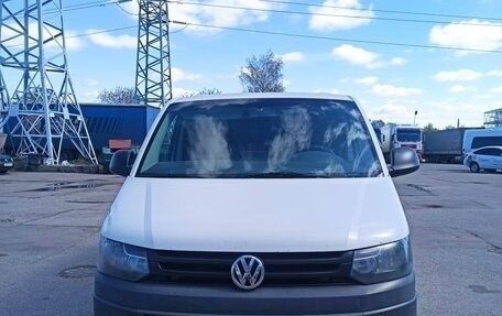 Volkswagen Transporter T5 рестайлинг, 2012 год, 1 270 000 рублей, 1 фотография