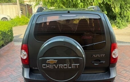 Chevrolet Niva I рестайлинг, 2012 год, 650 000 рублей, 5 фотография