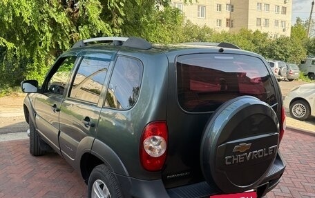 Chevrolet Niva I рестайлинг, 2012 год, 650 000 рублей, 6 фотография