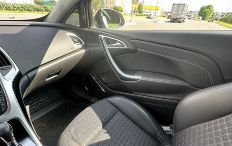 Opel Astra J, 2013 год, 950 000 рублей, 14 фотография