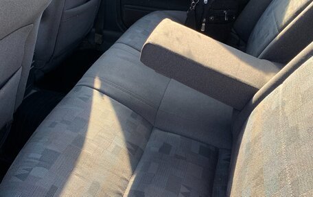 Mazda Capella, 1993 год, 230 000 рублей, 6 фотография