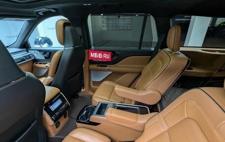Lincoln Aviator II, 2020 год, 5 799 000 рублей, 17 фотография