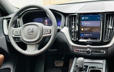 Volvo XC60 II, 2021 год, 3 380 000 рублей, 11 фотография