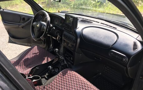 Chevrolet Niva I рестайлинг, 2012 год, 598 000 рублей, 10 фотография