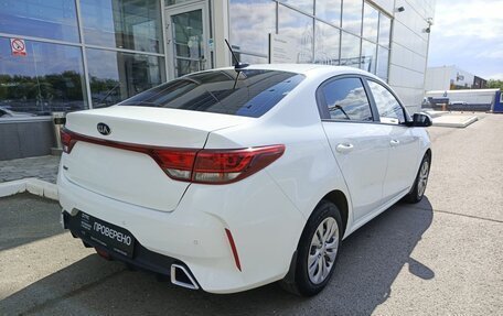 KIA Rio IV, 2020 год, 1 560 000 рублей, 6 фотография