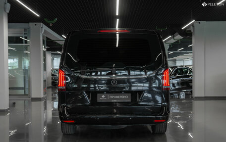 Mercedes-Benz V-Класс, 2016 год, 3 200 000 рублей, 6 фотография