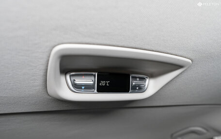 Mercedes-Benz V-Класс, 2016 год, 3 200 000 рублей, 18 фотография