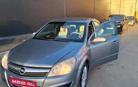 Opel Astra H, 2008 год, 470 000 рублей, 1 фотография