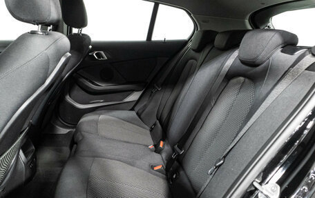 BMW 1 серия, 2019 год, 2 248 900 рублей, 10 фотография