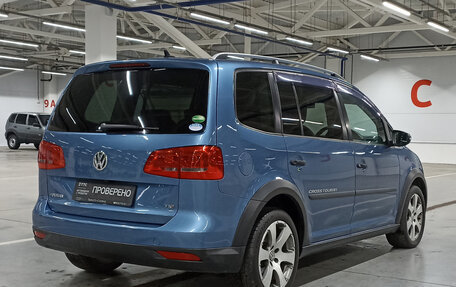 Volkswagen Touran III, 2012 год, 1 099 000 рублей, 5 фотография