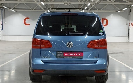 Volkswagen Touran III, 2012 год, 1 099 000 рублей, 6 фотография
