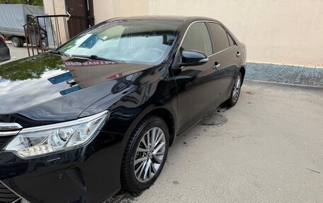 Toyota Camry, 2016 год, 1 890 000 рублей, 3 фотография