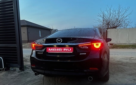 Mazda 6, 2015 год, 1 780 000 рублей, 3 фотография