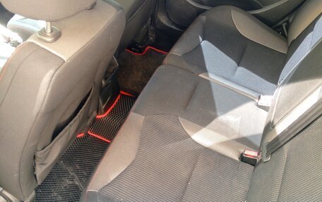 Peugeot 308 II, 2011 год, 580 000 рублей, 3 фотография