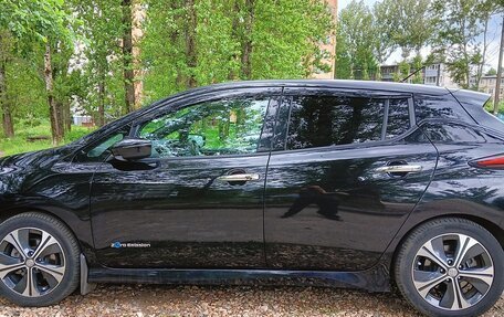 Nissan Leaf II, 2018 год, 1 490 000 рублей, 13 фотография
