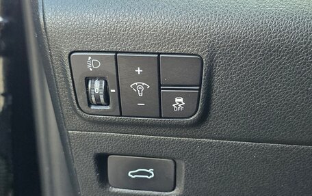 KIA K5, 2021 год, 2 380 000 рублей, 21 фотография
