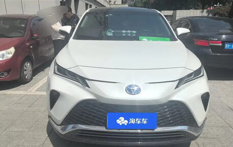 Toyota Venza, 2024 год, 3 948 980 рублей, 2 фотография
