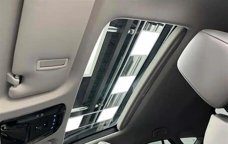 Toyota Venza, 2022 год, 3 545 000 рублей, 13 фотография