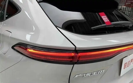 Toyota Venza, 2022 год, 3 545 000 рублей, 5 фотография