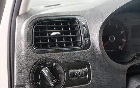 Volkswagen Polo VI (EU Market), 2012 год, 659 000 рублей, 9 фотография