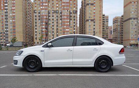 Volkswagen Polo VI (EU Market), 2018 год, 1 100 000 рублей, 2 фотография