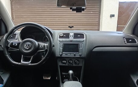 Volkswagen Polo VI (EU Market), 2018 год, 1 100 000 рублей, 3 фотография