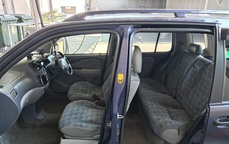 Toyota Raum I, 1998 год, 400 000 рублей, 6 фотография