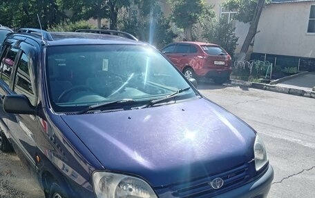 Toyota Raum I, 1998 год, 400 000 рублей, 2 фотография