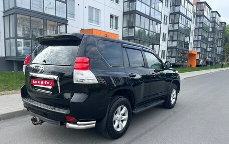 Toyota Land Cruiser Prado 150 рестайлинг 2, 2011 год, 2 350 000 рублей, 6 фотография