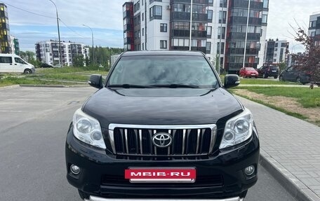 Toyota Land Cruiser Prado 150 рестайлинг 2, 2011 год, 2 350 000 рублей, 3 фотография