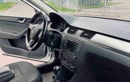Skoda Rapid I, 2015 год, 1 350 000 рублей, 17 фотография