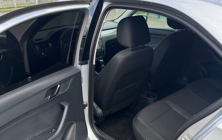 Skoda Rapid I, 2015 год, 1 350 000 рублей, 16 фотография