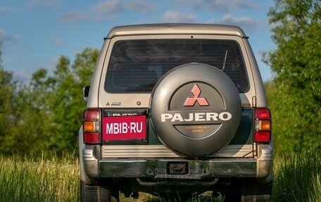Mitsubishi Pajero III рестайлинг, 1993 год, 680 000 рублей, 6 фотография