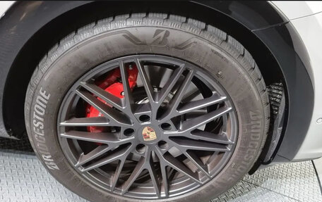 Porsche Cayenne III, 2025 год, 26 500 000 рублей, 5 фотография