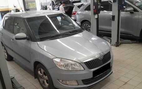 Skoda Fabia II, 2010 год, 499 000 рублей, 2 фотография