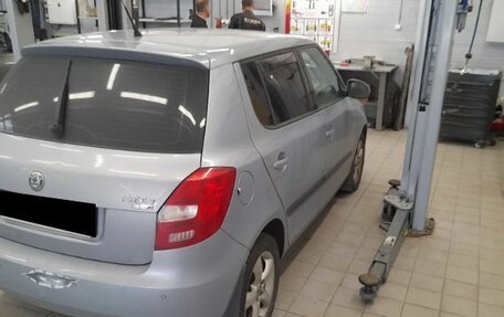 Skoda Fabia II, 2010 год, 499 000 рублей, 3 фотография